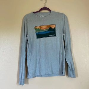 L.L. Bean men’s slightly fitted small regular long sleeve fishing graphic tee